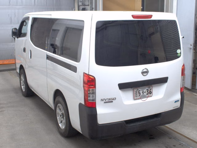 NISSAN NV350 CARAVAN