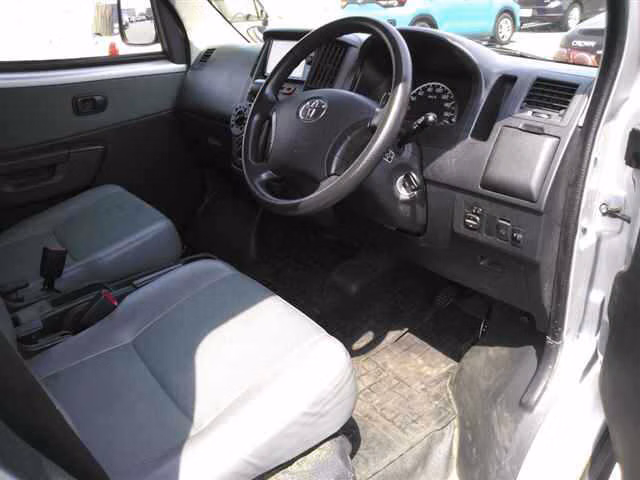 TOYOTA LITE ACE
