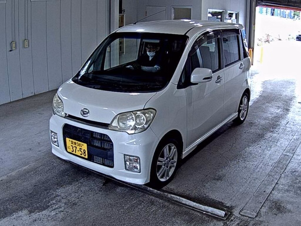 DAIHATSU TANTO EXE
