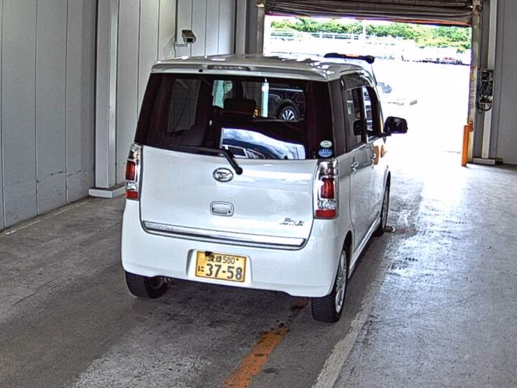 DAIHATSU TANTO EXE