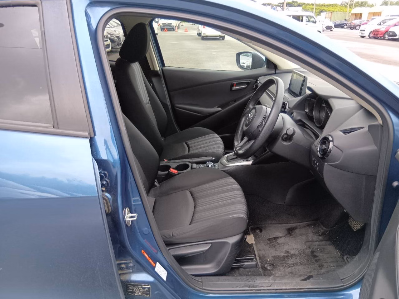 MAZDA MAZDA2