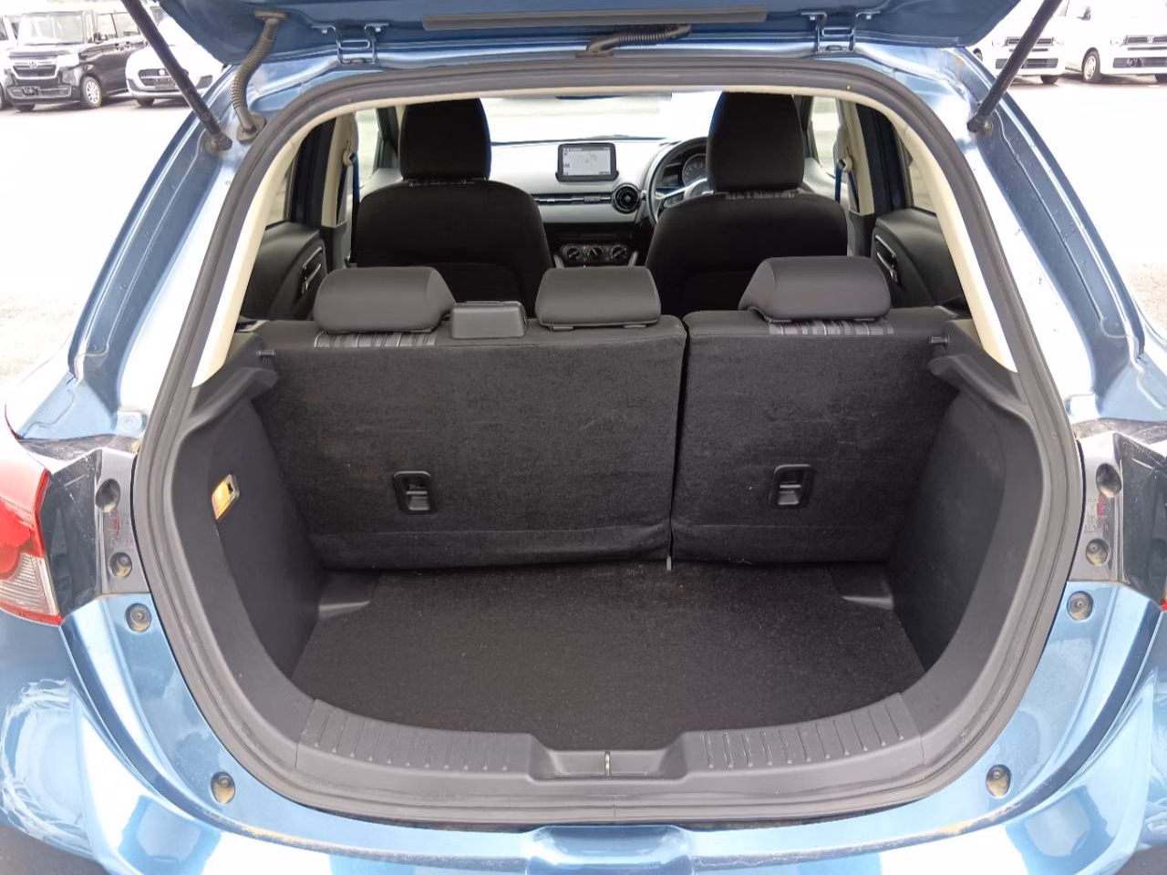 MAZDA MAZDA2