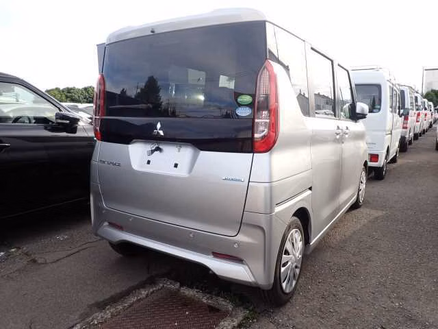 MITSUBISHI EK SPACE