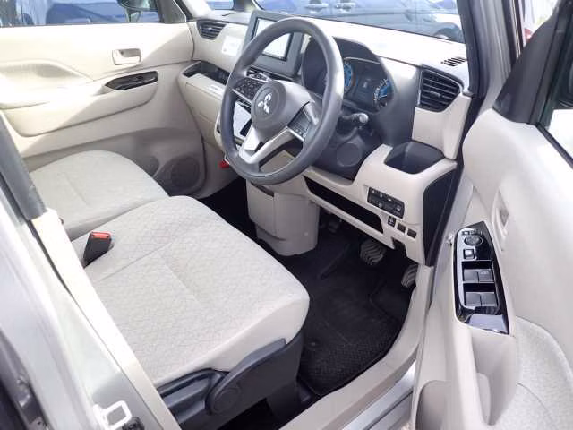 MITSUBISHI EK SPACE