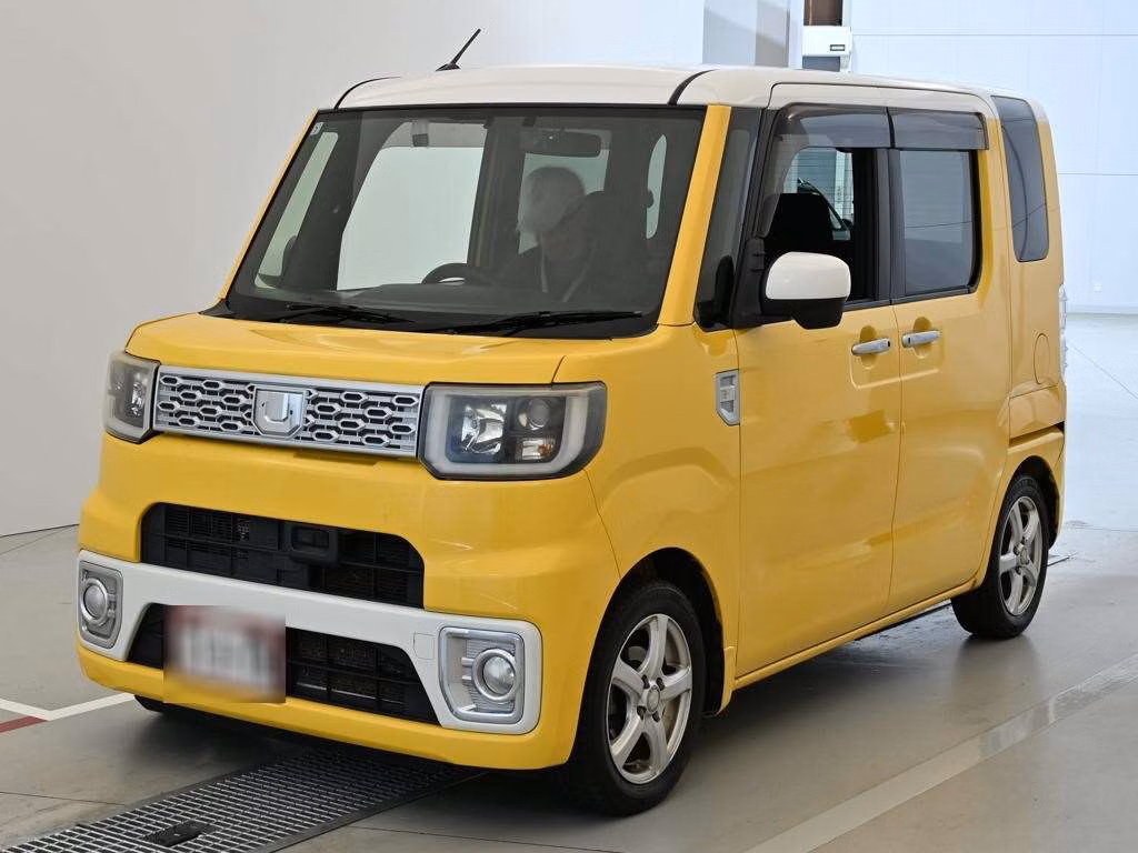 DAIHATSU WAKE