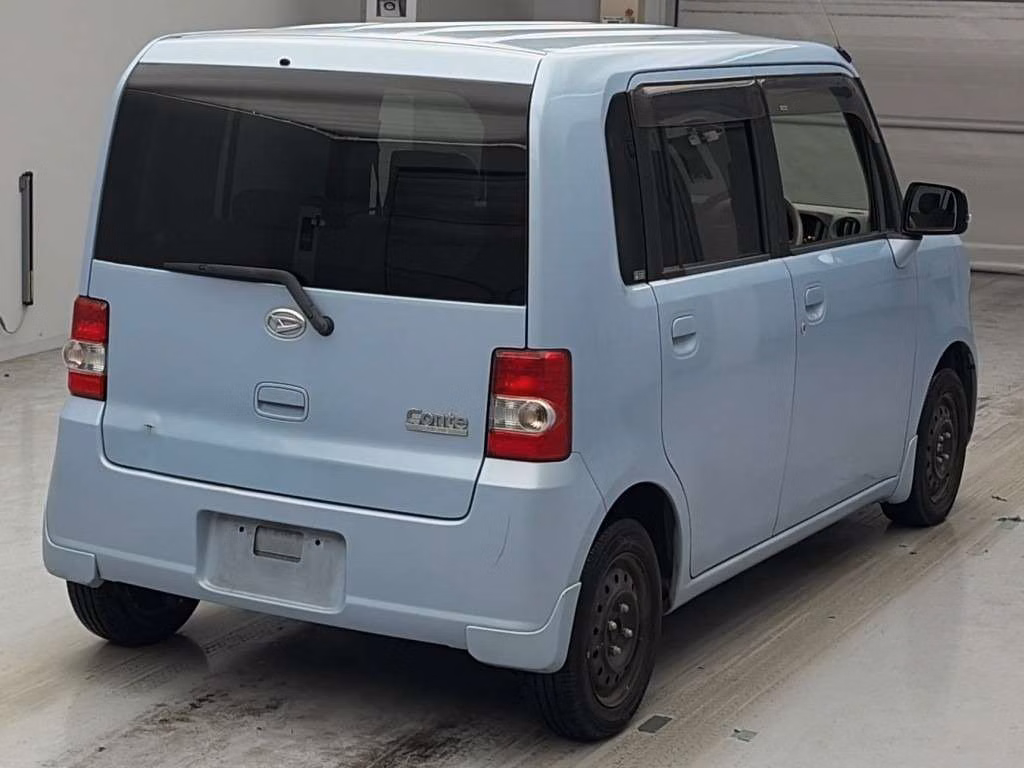 DAIHATSU MOVE CONTE