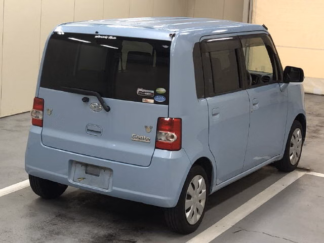 DAIHATSU MOVE CONTE