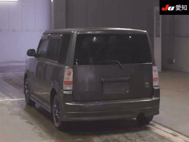 TOYOTA BB