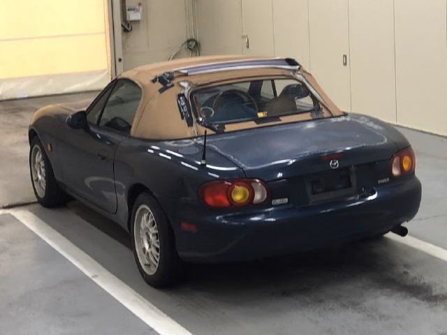 MAZDA ROADSTER