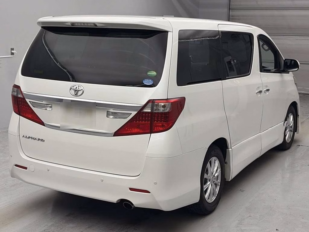TOYOTA ALPHARD