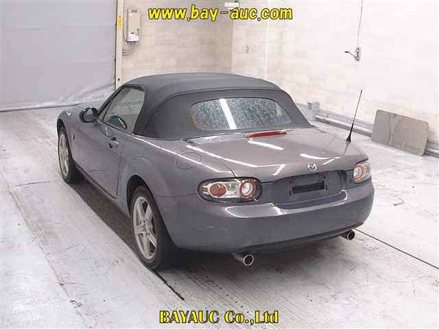 MAZDA ROADSTER