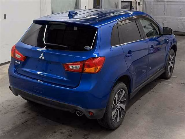 MITSUBISHI RVR