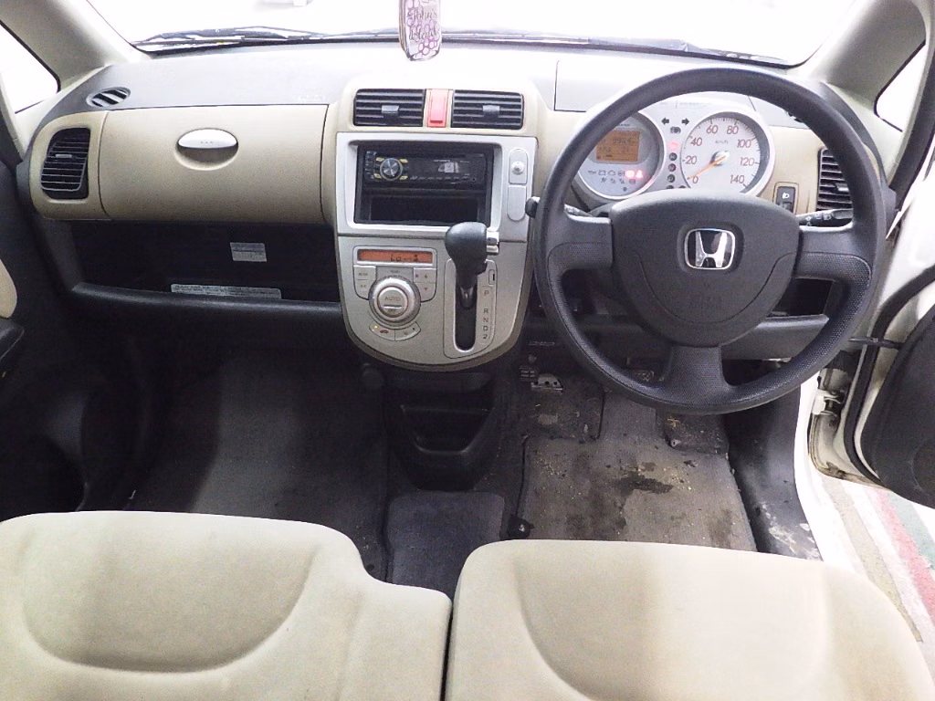 HONDA LIFE