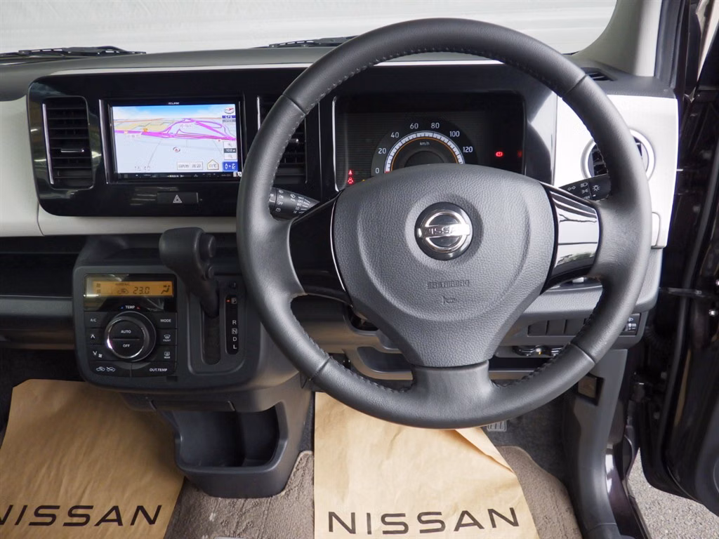 NISSAN MOCO