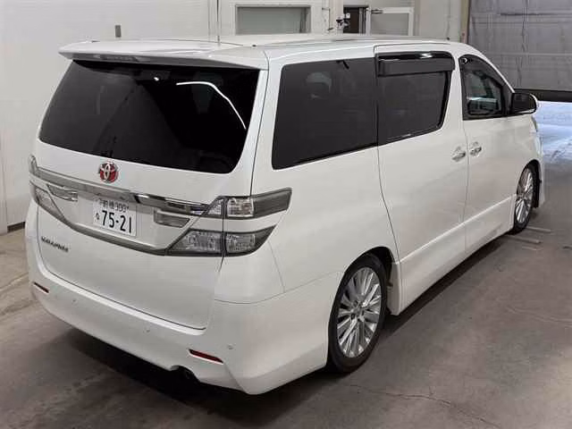 TOYOTA VELLFIRE