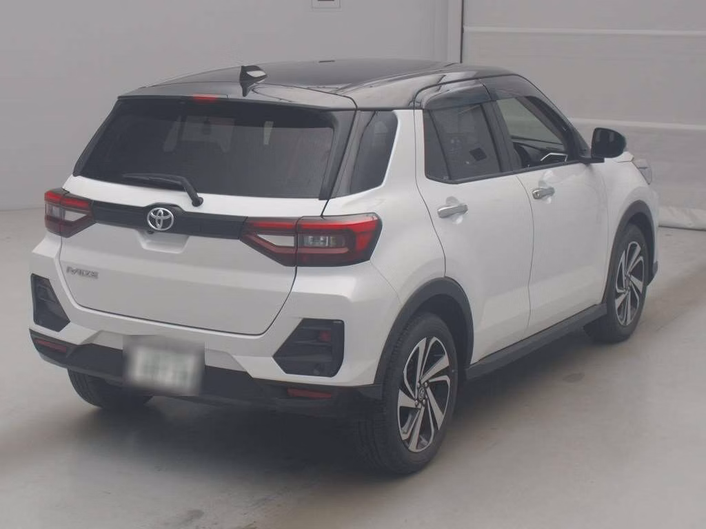 TOYOTA RAIZE