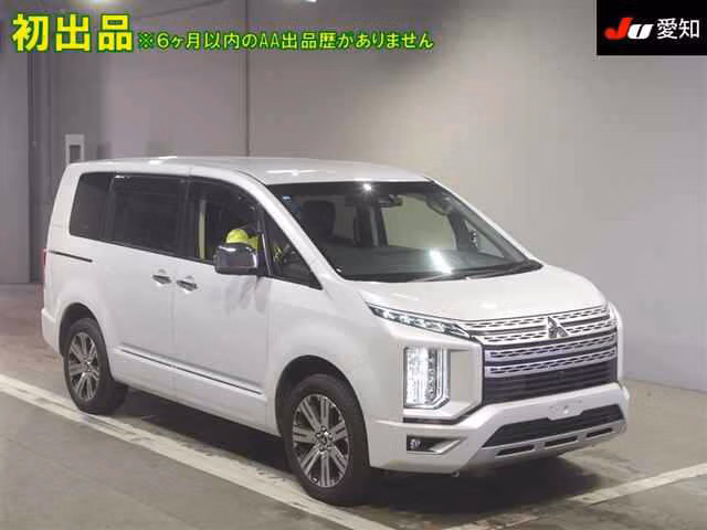 MITSUBISHI DELICA D:5