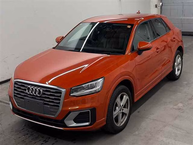 AUDI Q2