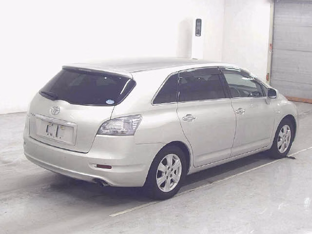 TOYOTA MARK X ZIO