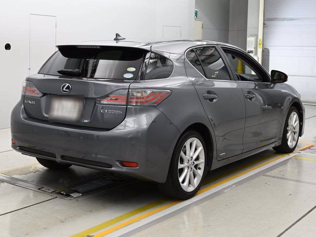 LEXUS CT200H