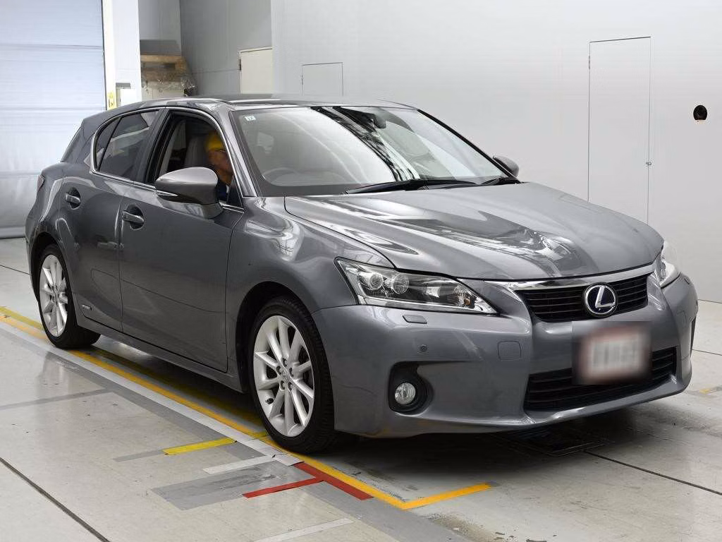 LEXUS CT200H