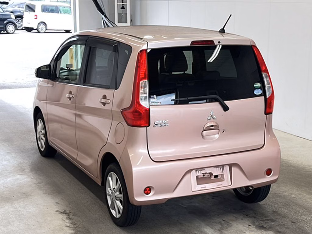 MITSUBISHI EK WAGON