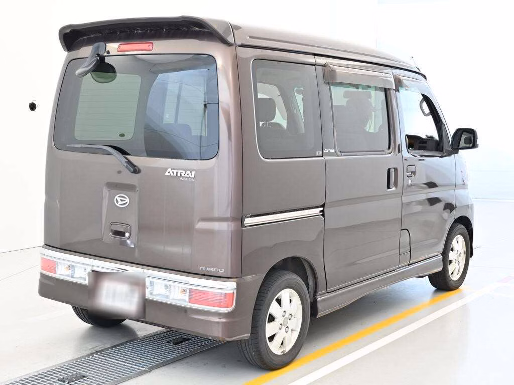 DAIHATSU ATRAI