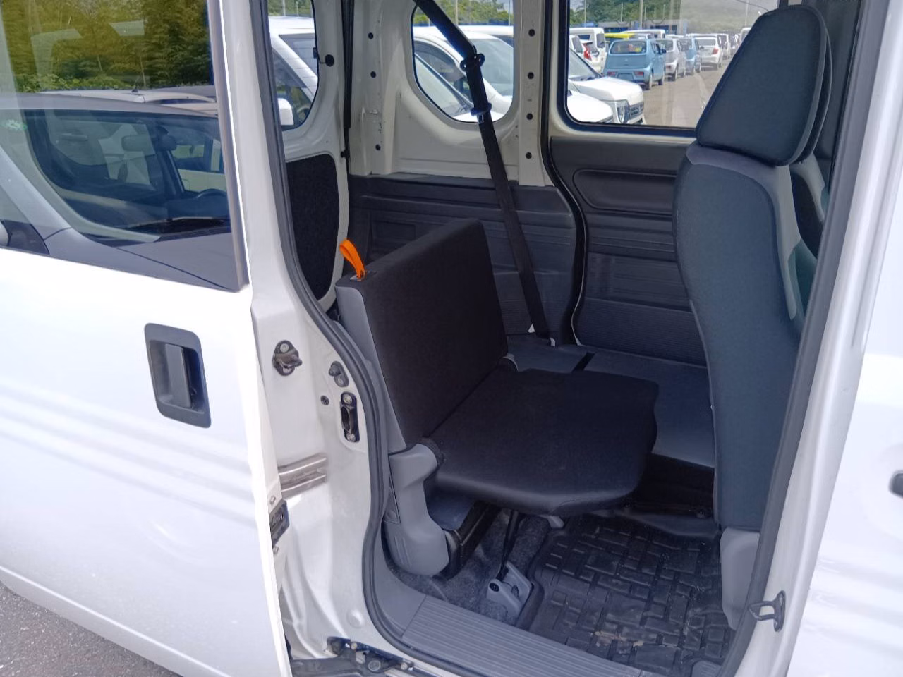 HONDA N-VAN