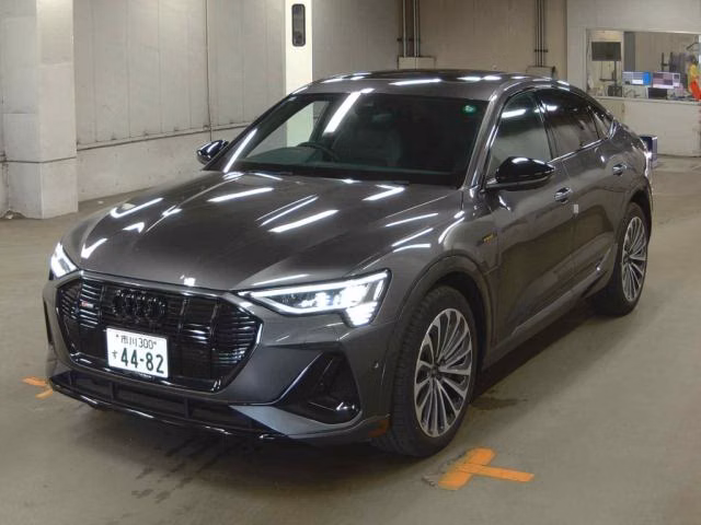 AUDI E-TRON SPORTBACK