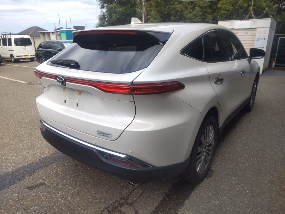 TOYOTA HARRIER