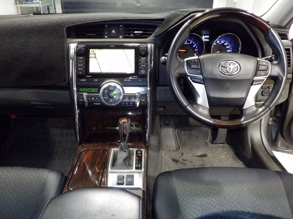 TOYOTA MARK X