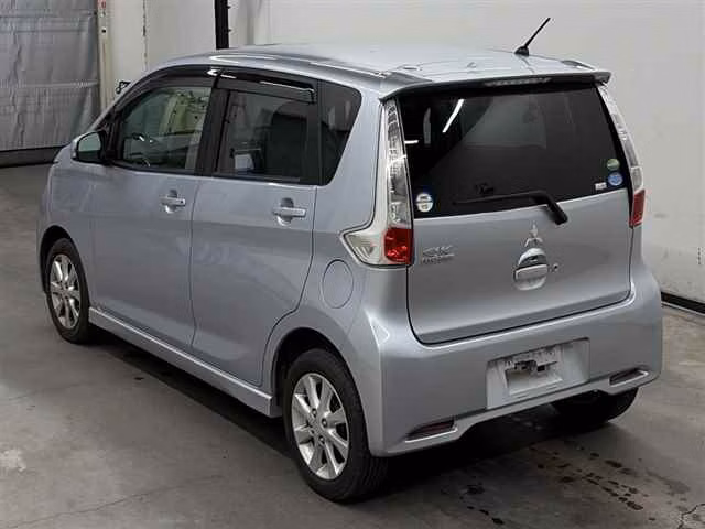 MITSUBISHI EK CUSTOM