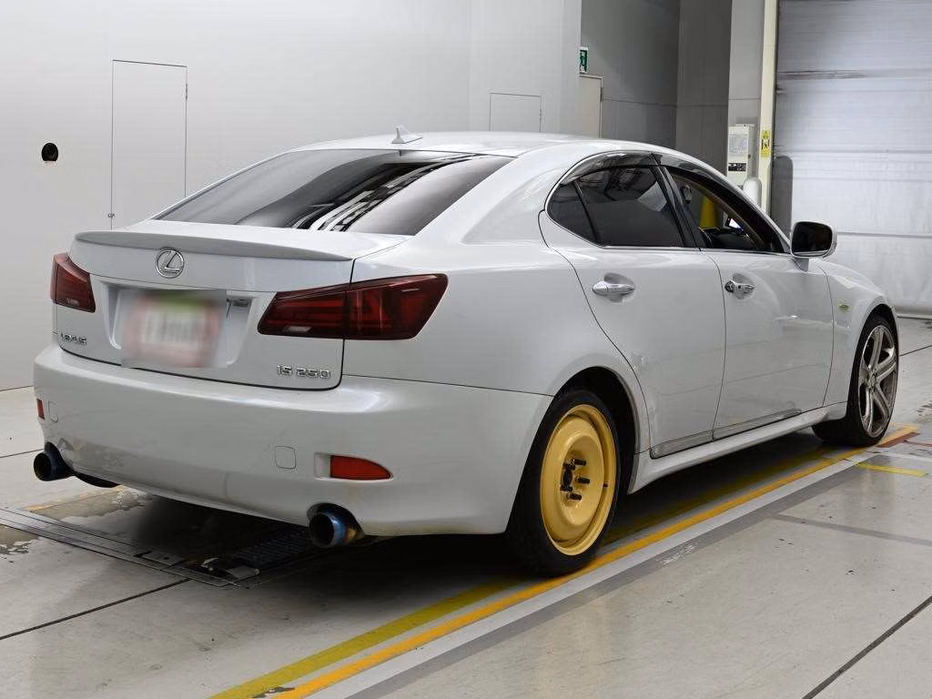 LEXUS IS250