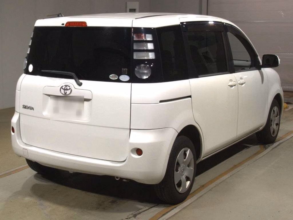 TOYOTA SIENTA