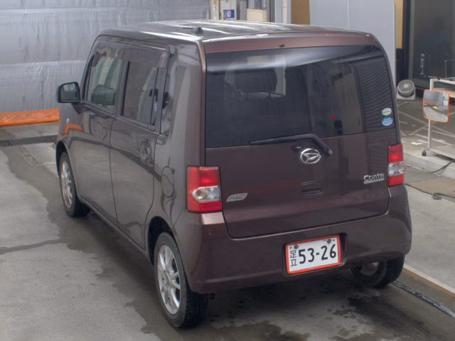 DAIHATSU MOVE CONTE