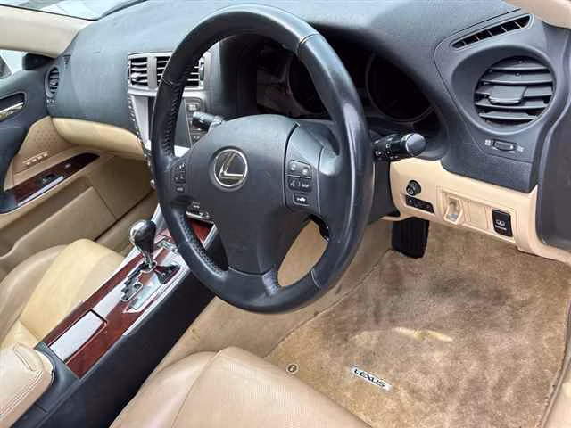 LEXUS IS250
