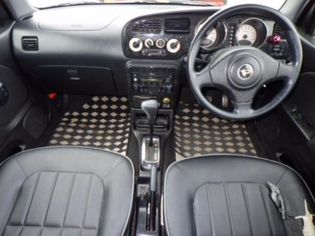 DAIHATSU MIRA GINO