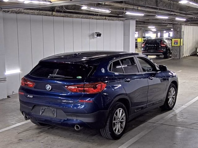 BMW X2