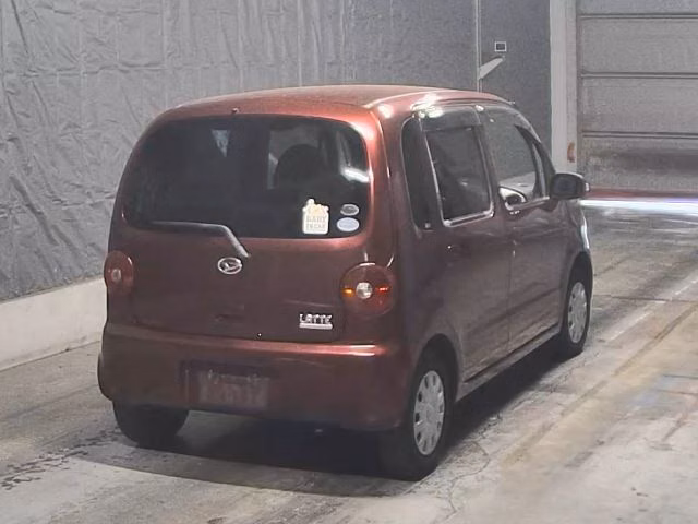 DAIHATSU MOVE LATTE