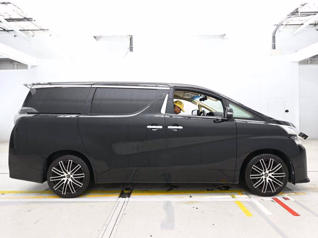 TOYOTA VELLFIRE