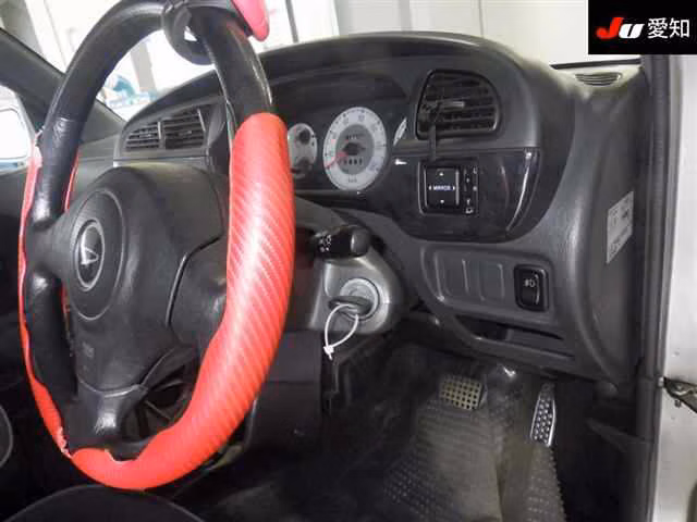 DAIHATSU MIRA GINO