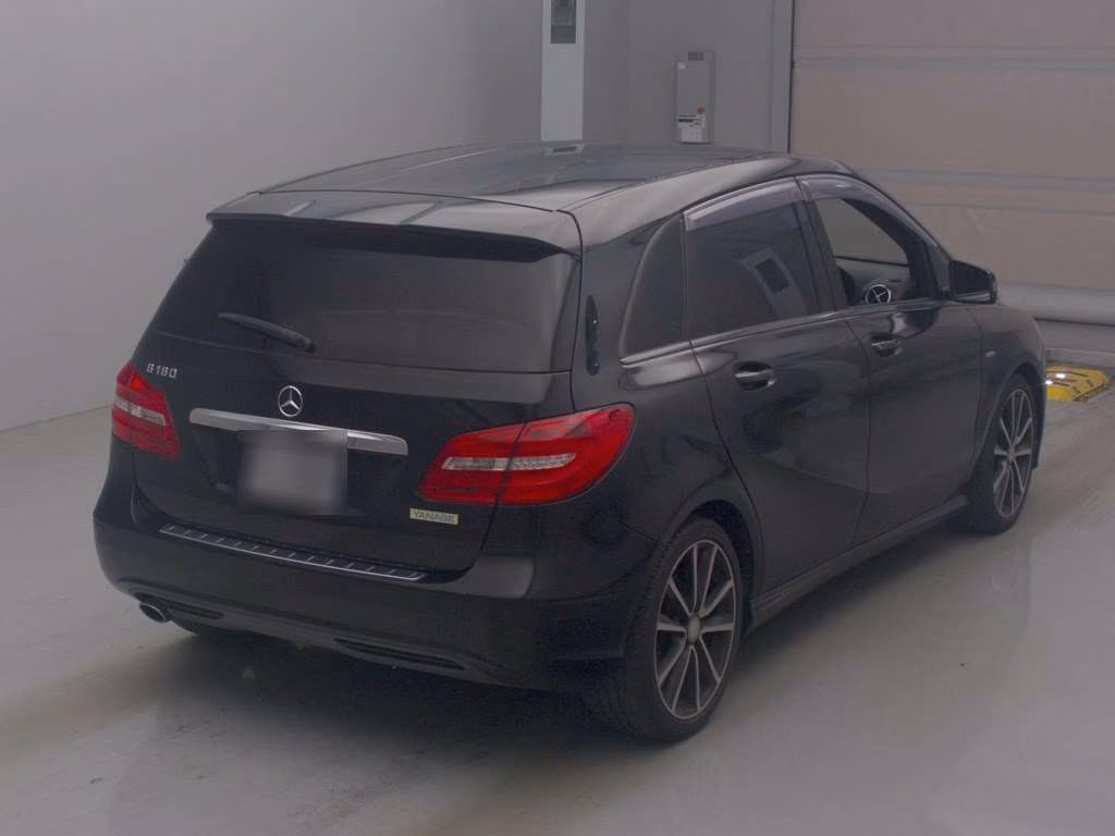 MERCEDES-BENZ B-CLASS