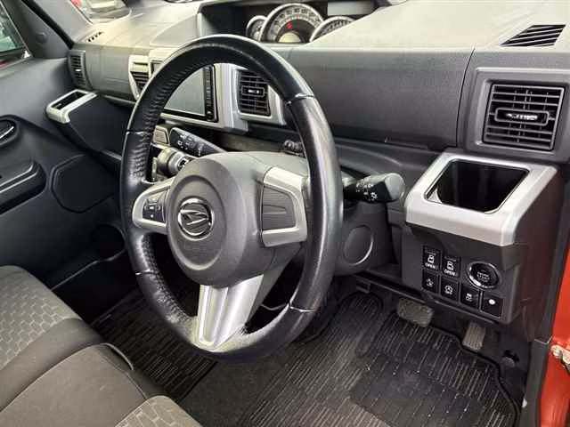 DAIHATSU WAKE