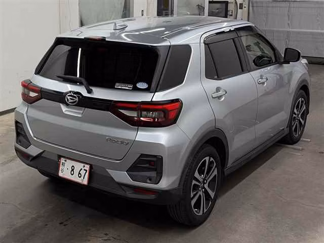 DAIHATSU ROCKY