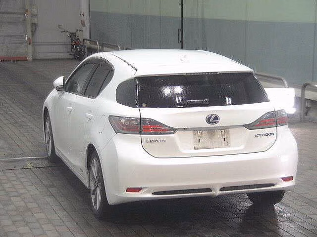 LEXUS CT200H