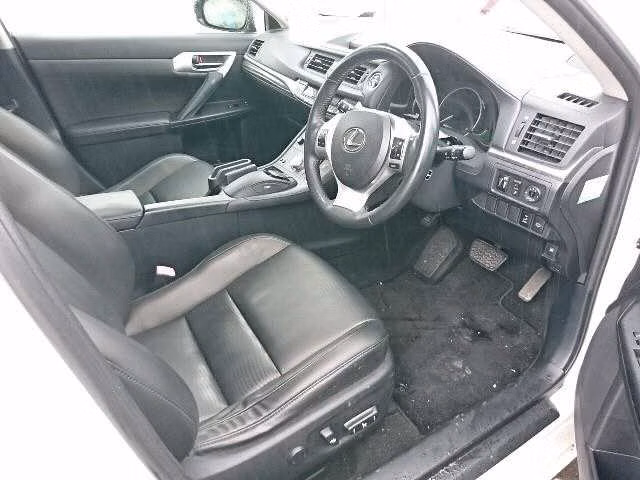 LEXUS CT200H