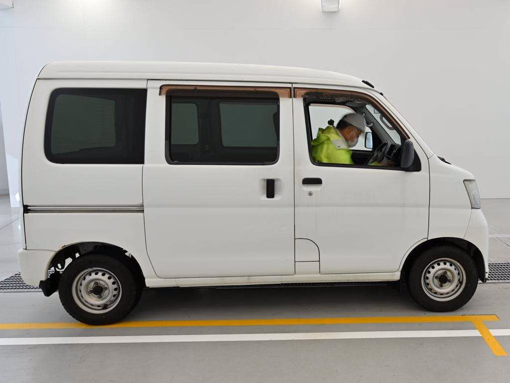 SUBARU SAMBAR