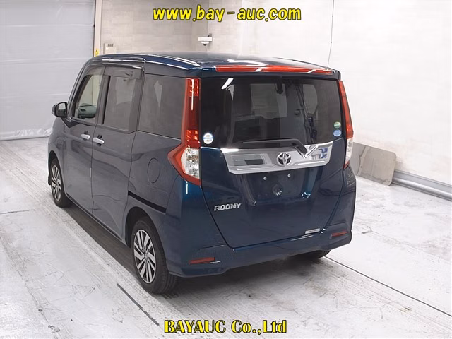TOYOTA ROOMY