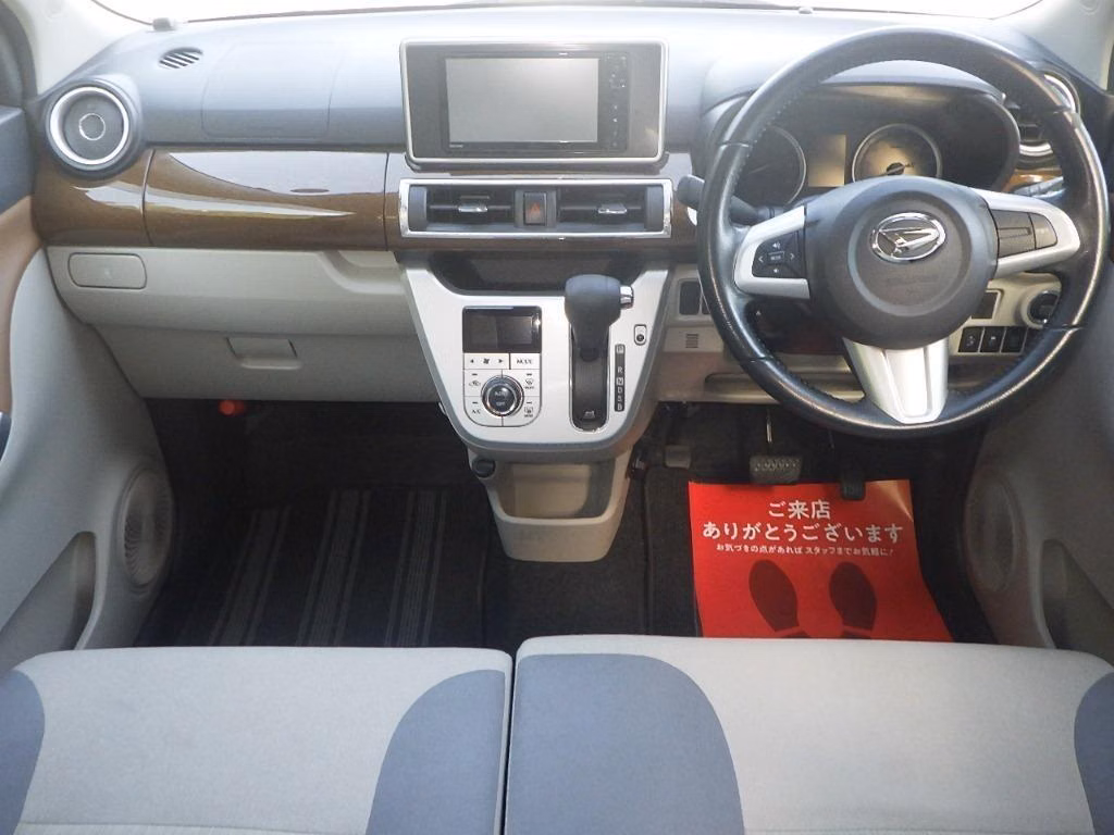 DAIHATSU CAST