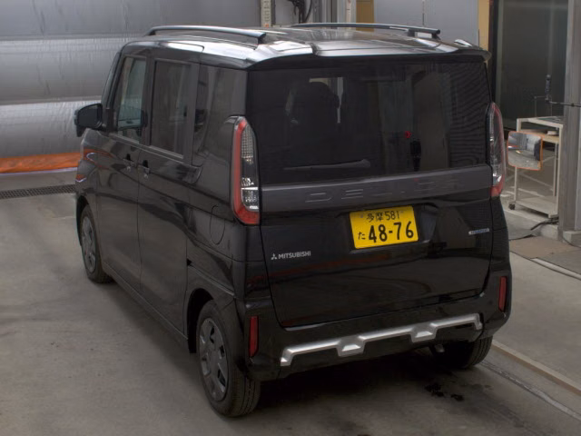 MITSUBISHI DELICA MINI